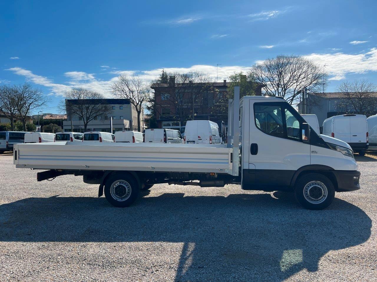 Iveco Daily 35S14 Cassone Alluminio NUOVO MT 4,50