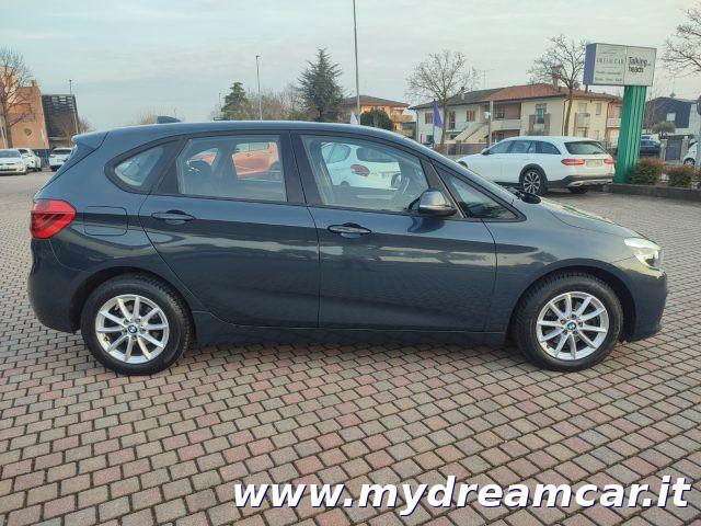 BMW 218 d Active Tourer Advantage