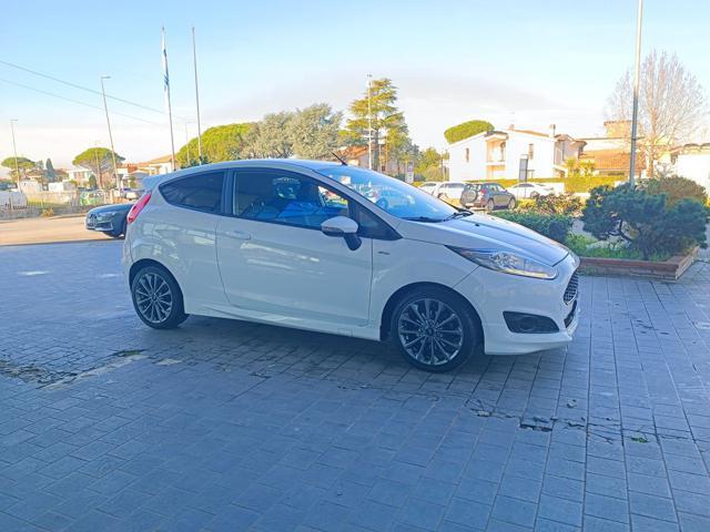 FORD Fiesta 1.5 TDCi 95CV 3 porte ST-Line