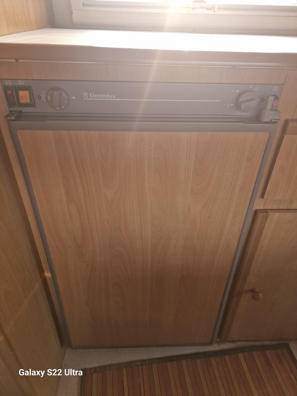 492 MANSARDATO riviera del 1997 in saldo