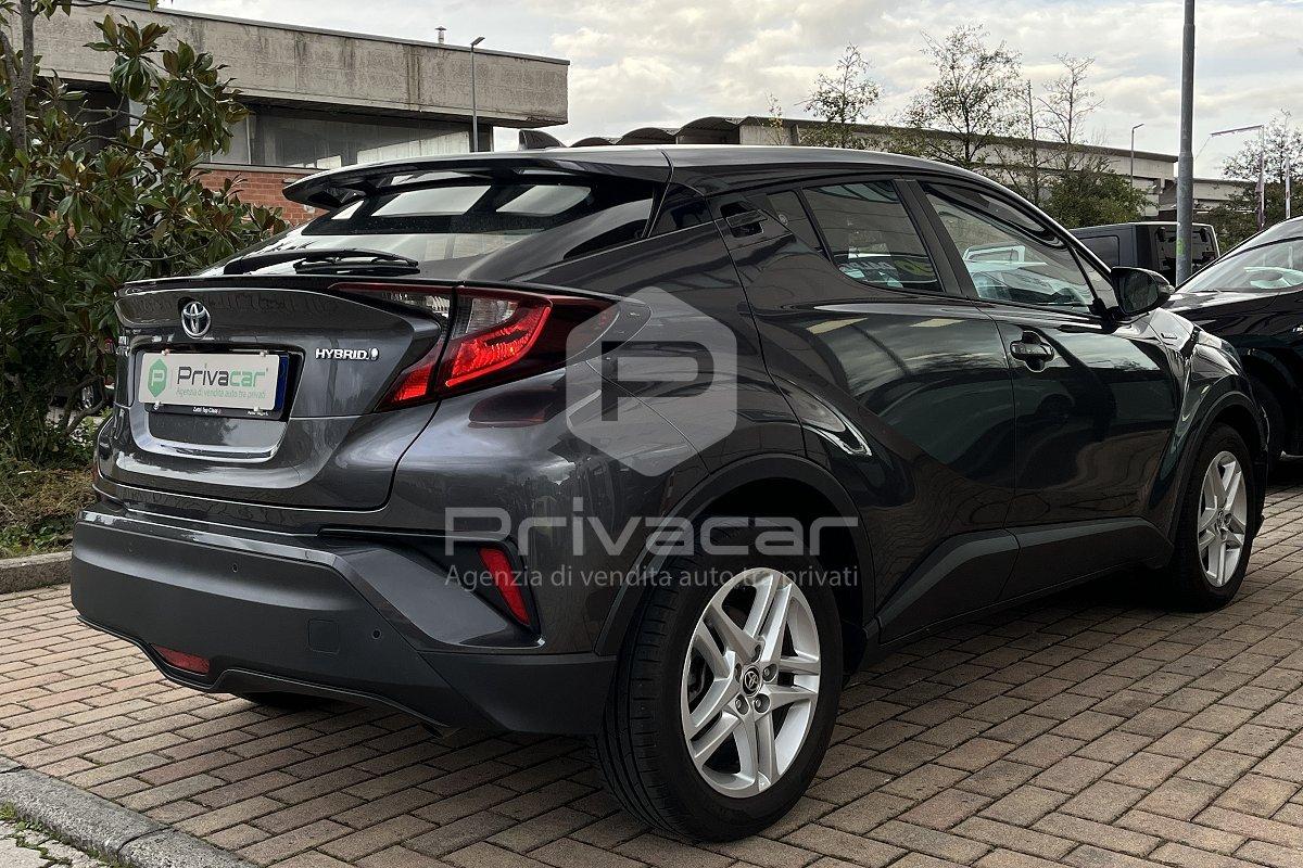 TOYOTA C-HR 1.8 Hybrid E-CVT Business