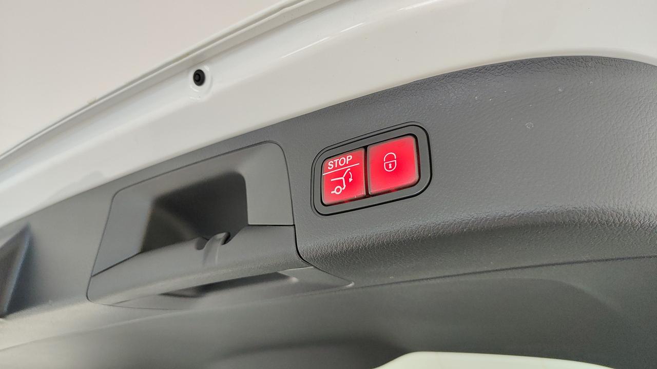 Mercedes-Benz GLA 200 d automatic