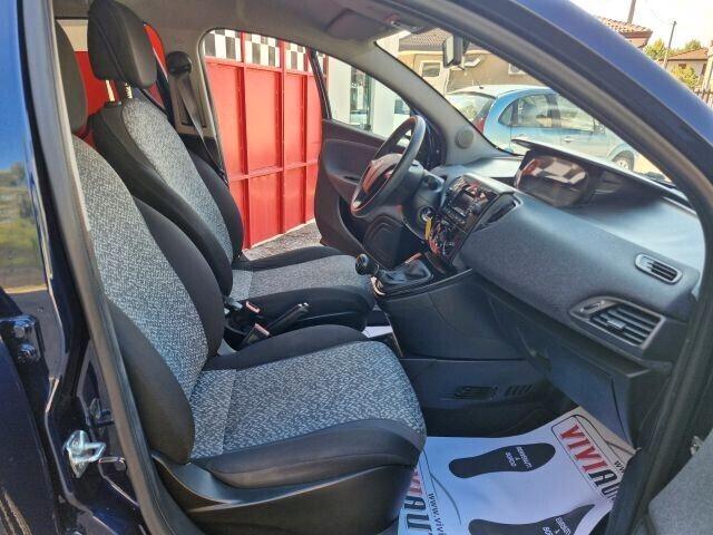 Lancia Ypsilon 1.2 69 CV 5 porte GPL Ecochic Elefantino Blu