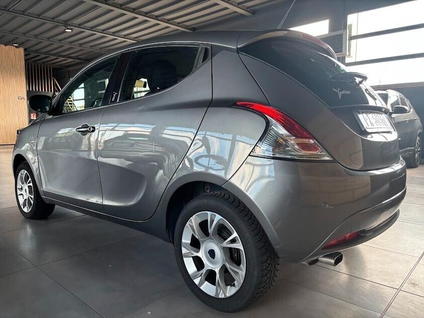 Lancia Ypsilon 1.2 69 CV 58.000KM NEOPATENTATI