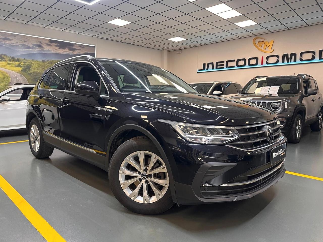Volkswagen Tiguan 1.5 tsi Life 130cv * IVA ESPOSTA *