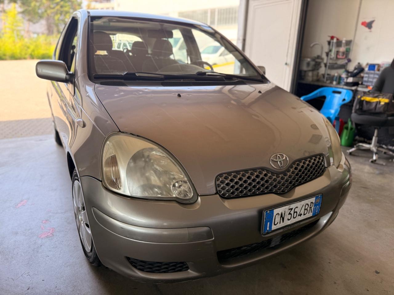 Toyota Yaris 1.0i 16V cat 3 porte Expo