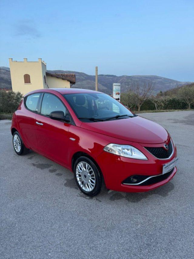 LANCIA Ypsilon 1.2 69 CV 5 porte GPL Ecochic Gold
