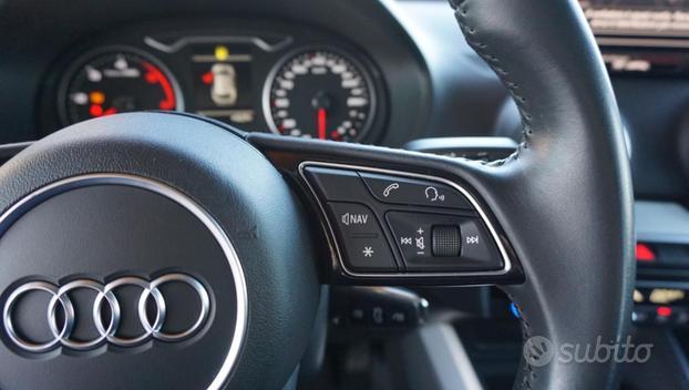 AUDI Q2 30 TDI S tronic Business