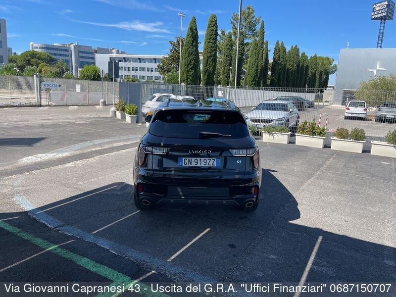 Lynk & Co 01 01 PHEV