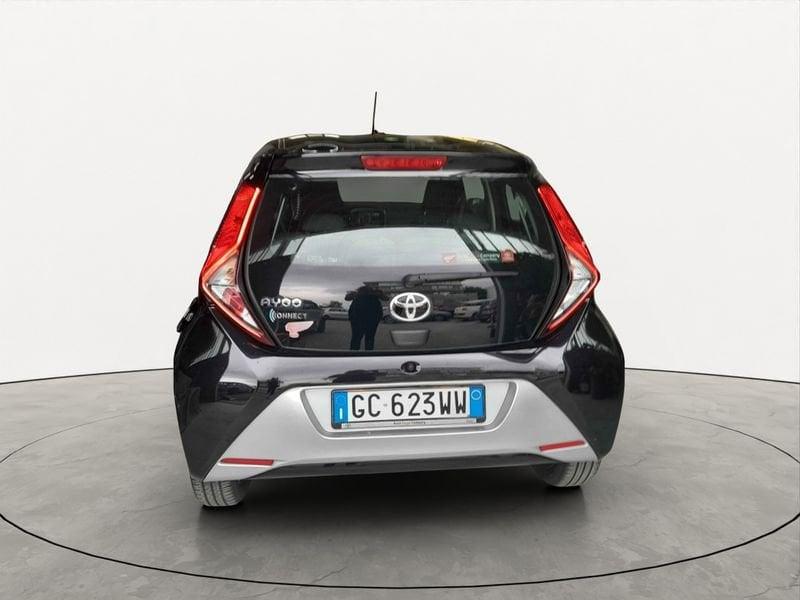 Toyota Aygo Connect 1.0 VVT-i 72 CV 5 porte x-fun