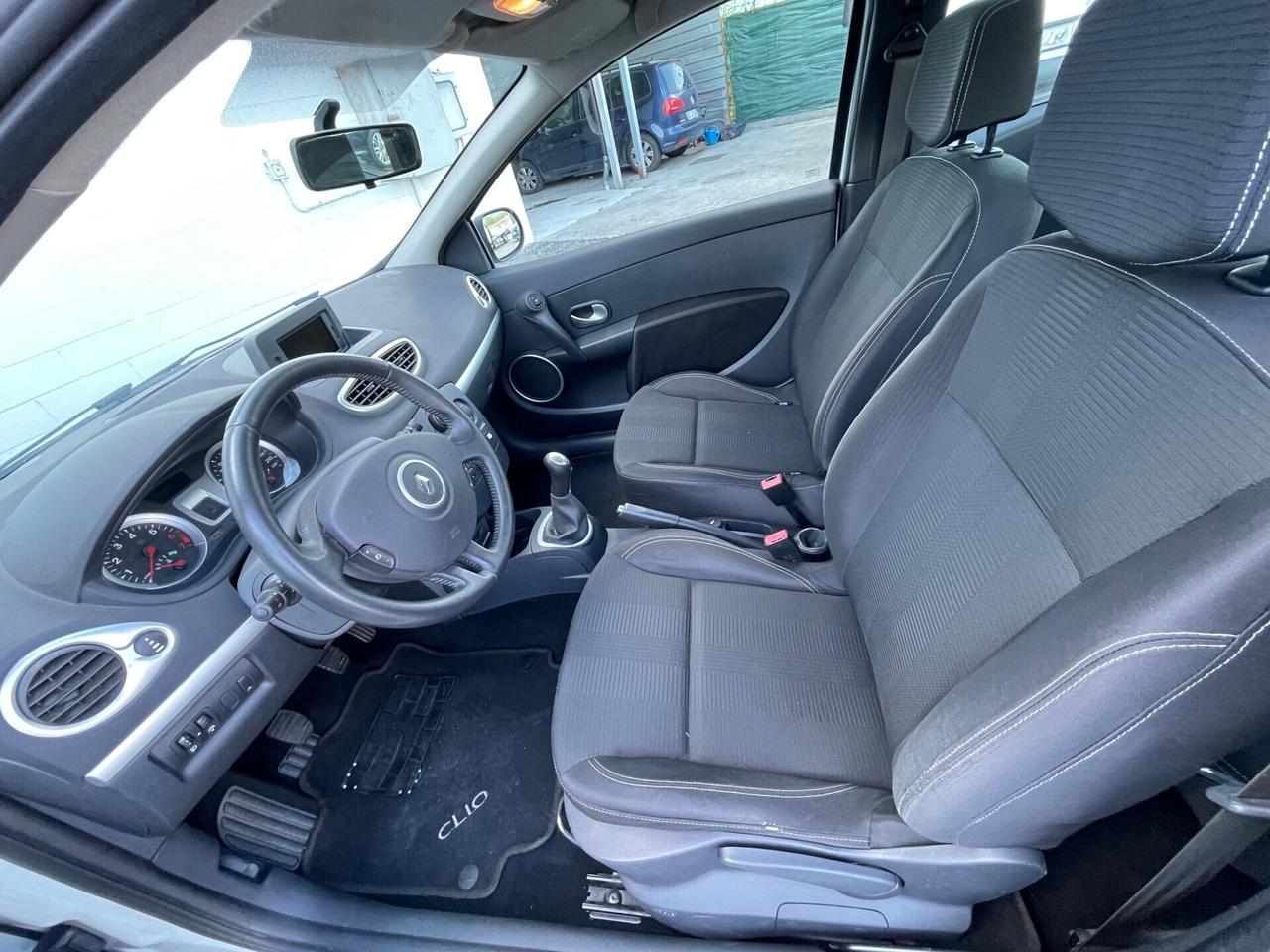 Renault Clio 1.2 16V 3 porte Confort