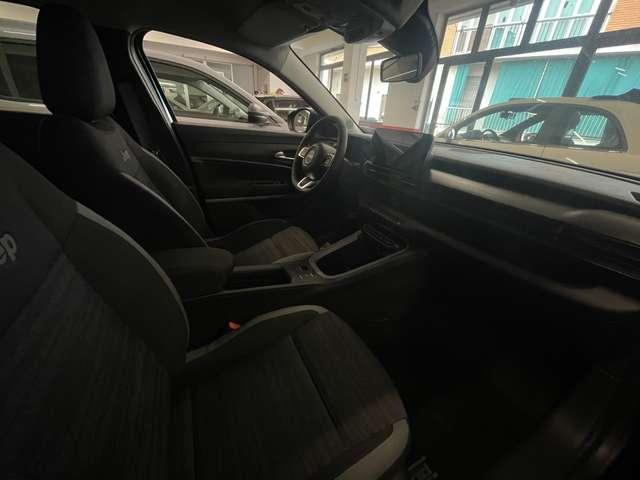 Jeep Avenger 1.2 MHEV 110cv Longitude EDCT6 + BVQ + Navi