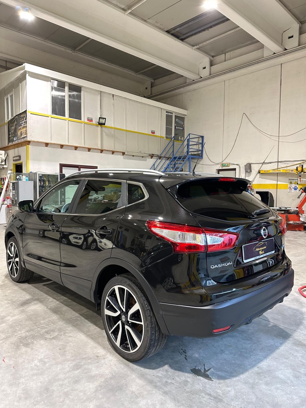 Nissan Qashqai 1.5 dCi DPF Tekna