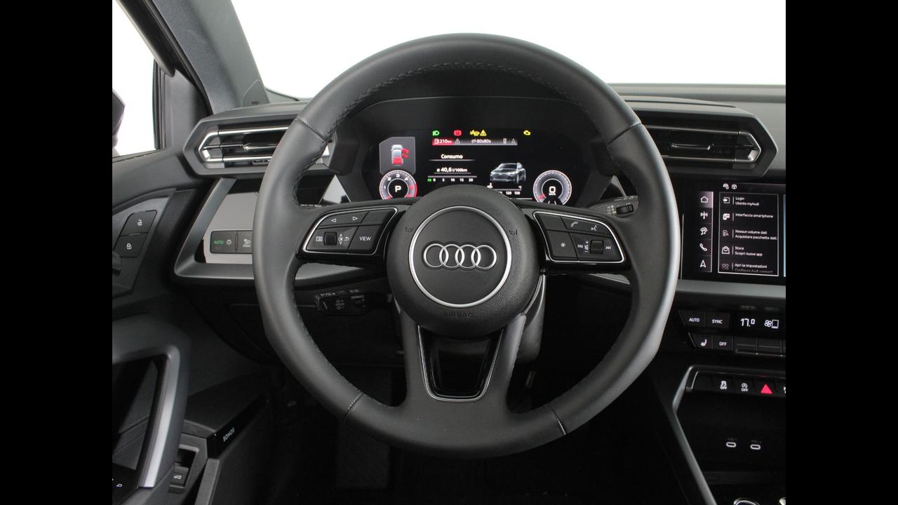 AUDI A3 IV 2024 allstreet - A3 allstreet 35 2.0 tdi Business s-tronic