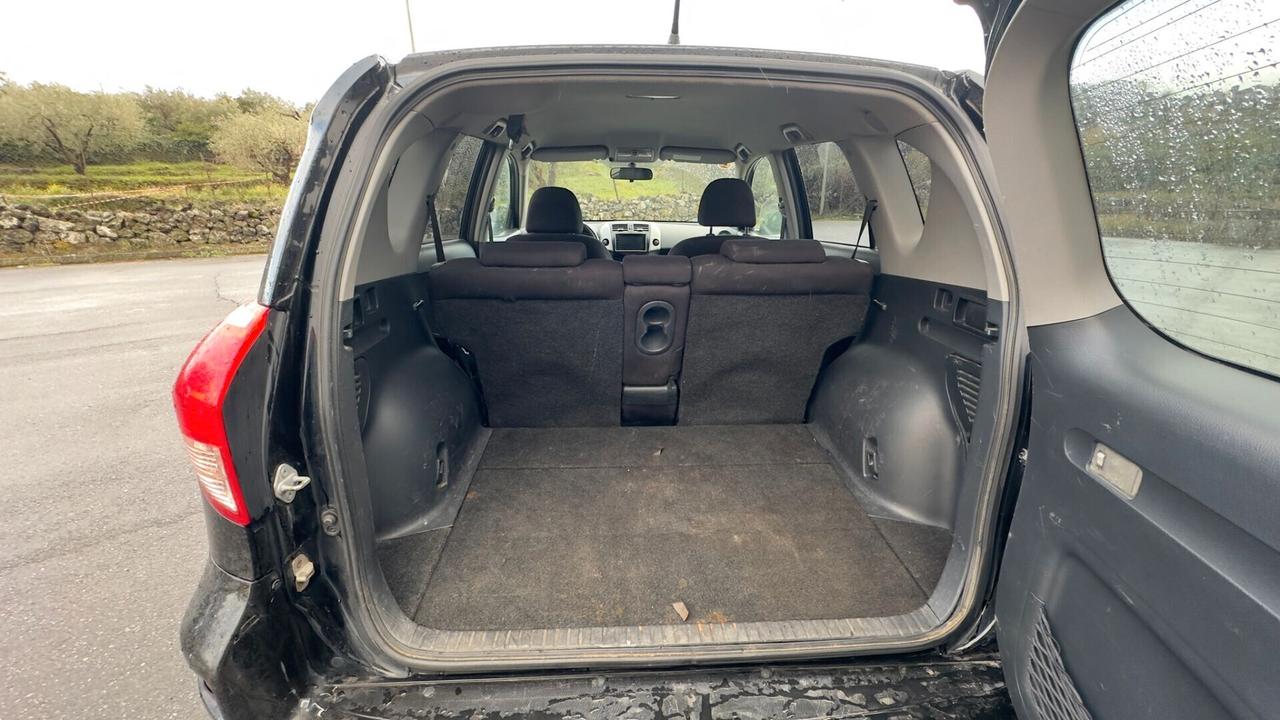 Toyota RAV 4 RAV4 2.2 D-4D 136 CV