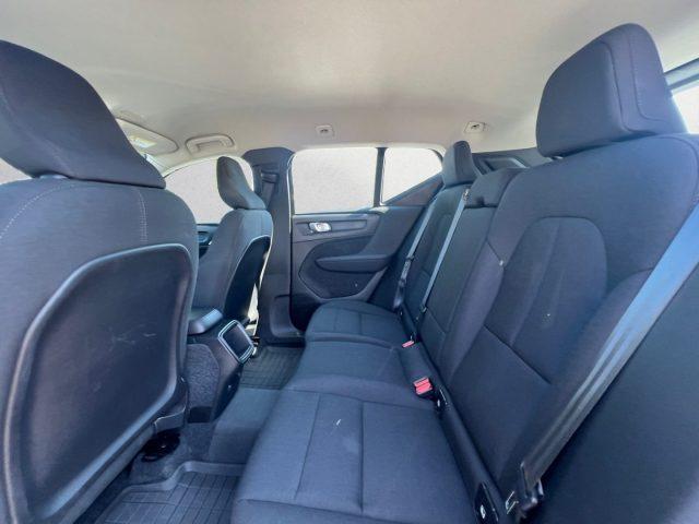VOLVO XC40 T2 Geartronic Momentum Core