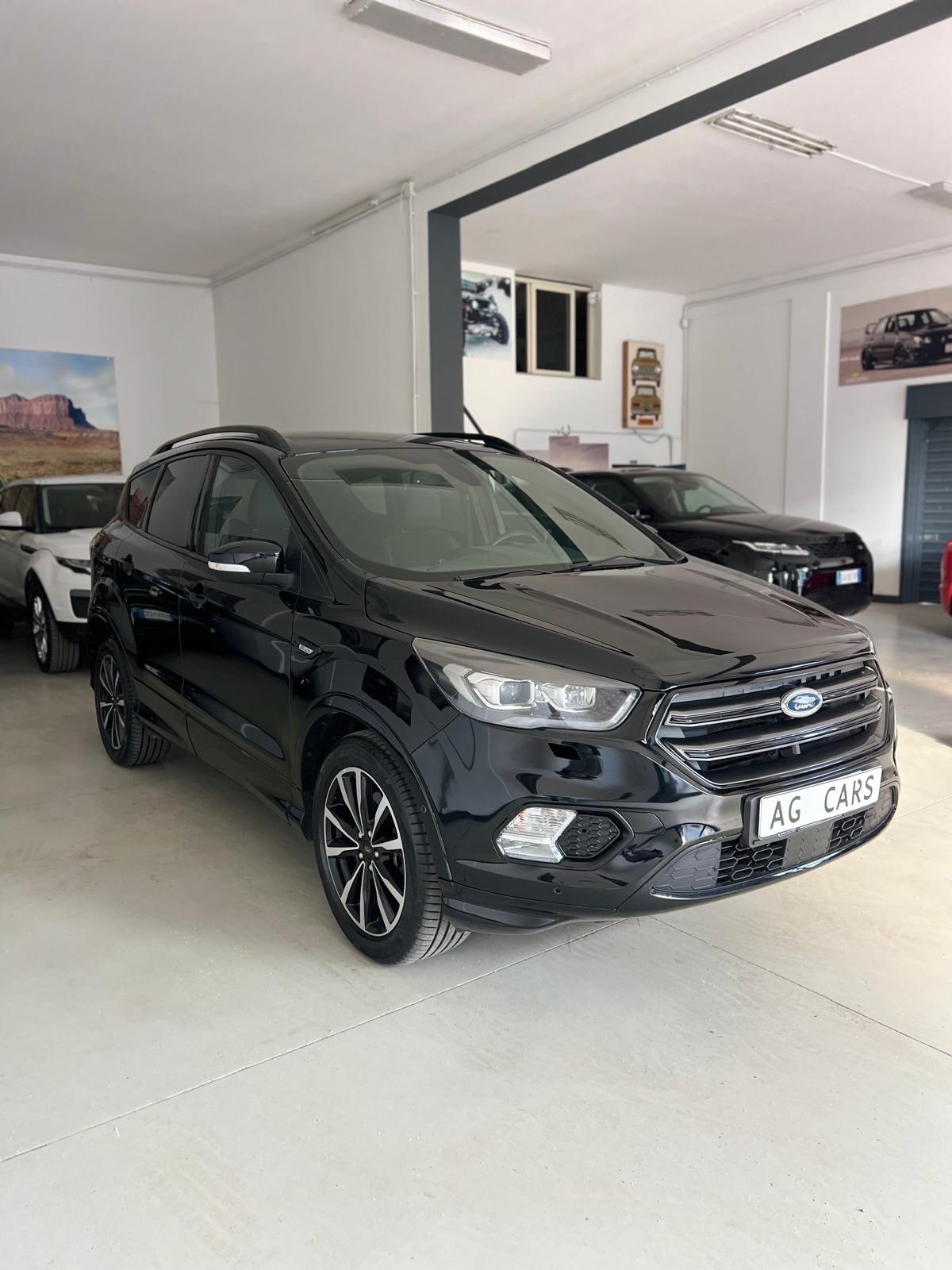 Ford Kuga 2.0 TDCI 150 CV ST-Line