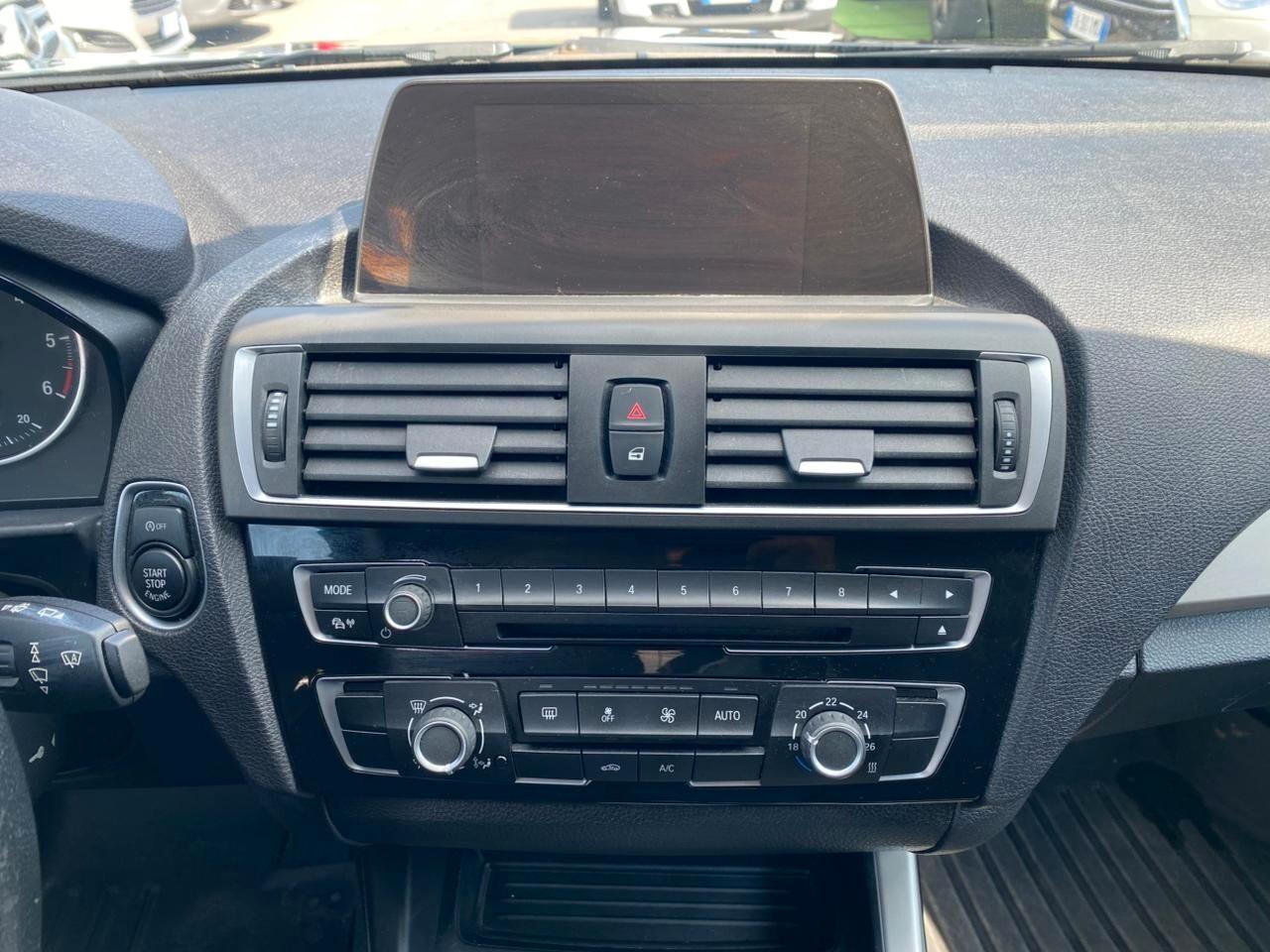 Bmw 118 118d 5p. Urban