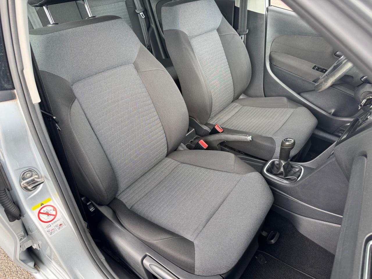 Volkswagen Polo 1.2 catena nuova idonea ai neopatentati