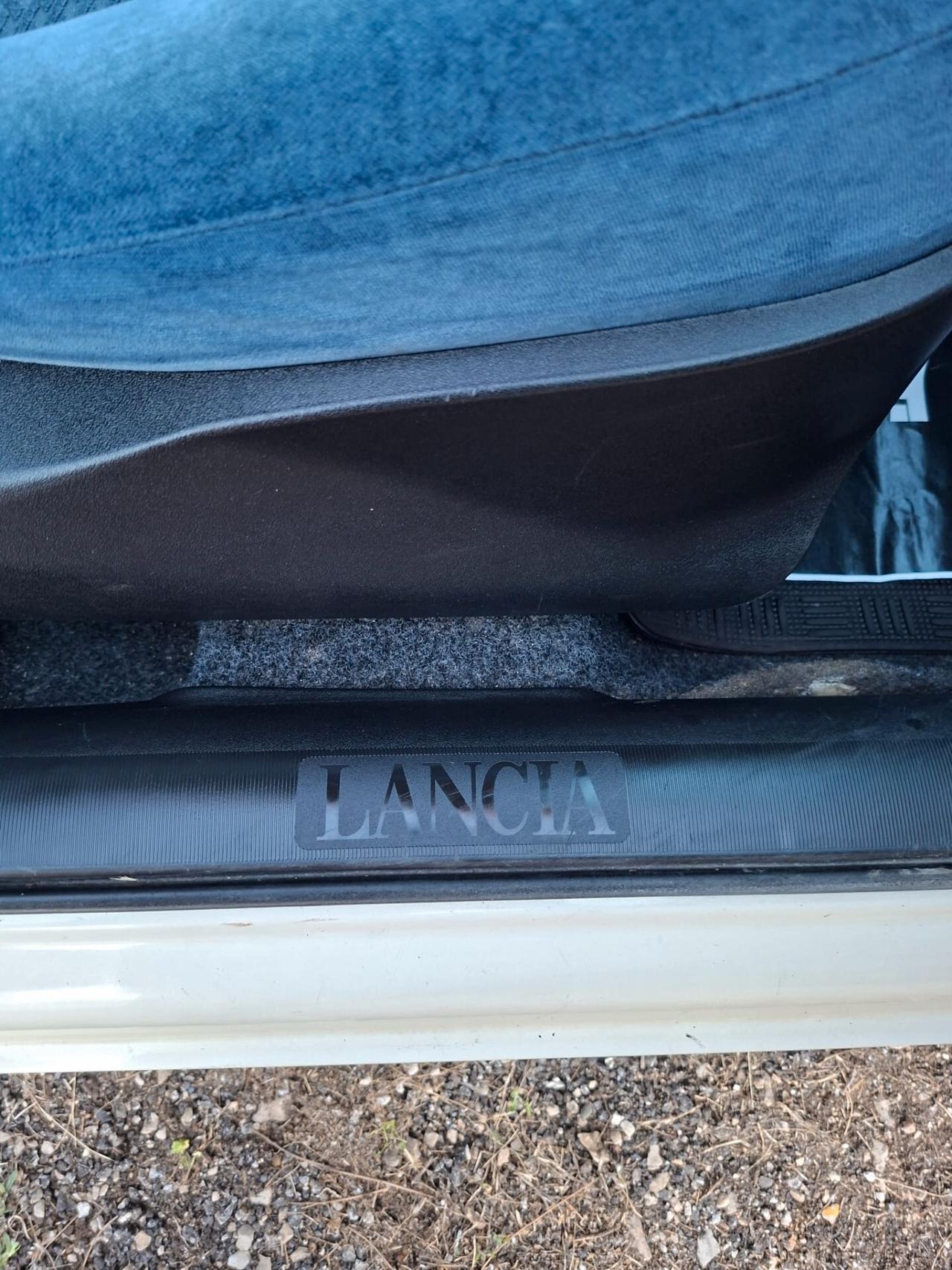 Lancia Ypsilon 1.2 benzina/GPL