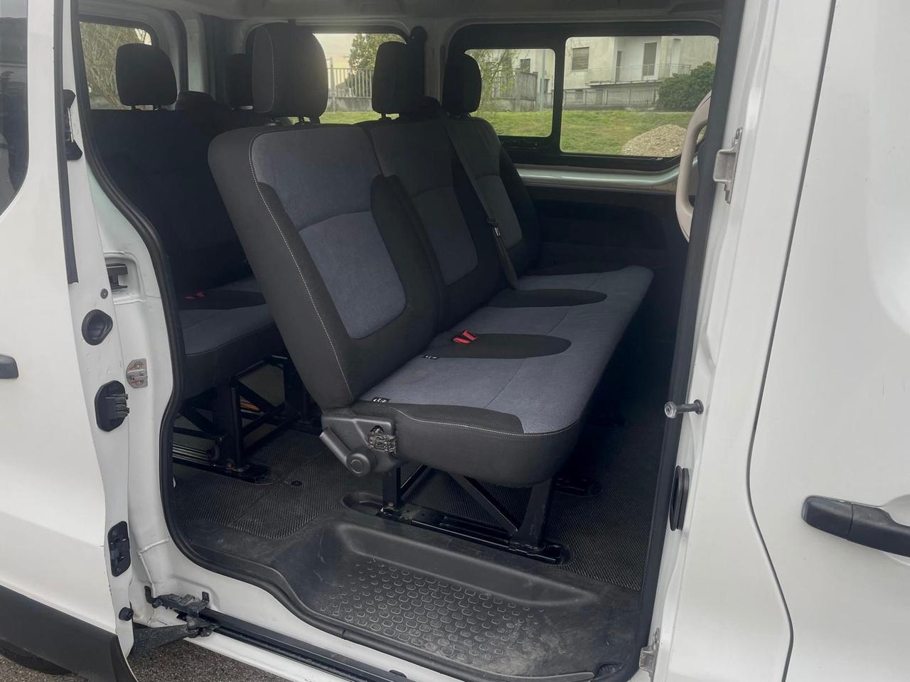 Opel Vivaro 1.6 Diesel 9 posti 2017