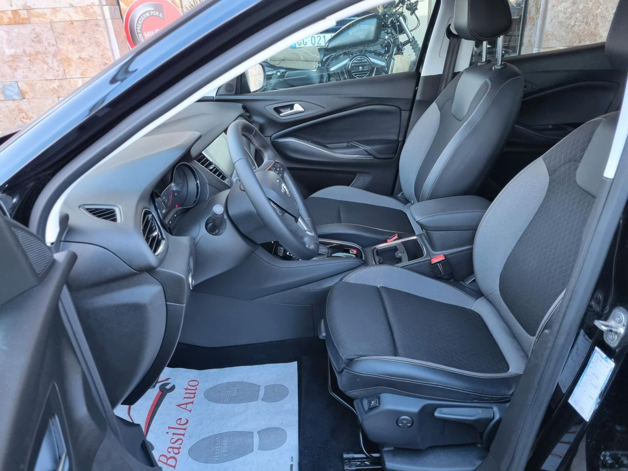 Opel Grandland X 1.5 diesel Ecotec Start&Stop aut. Business Ed.