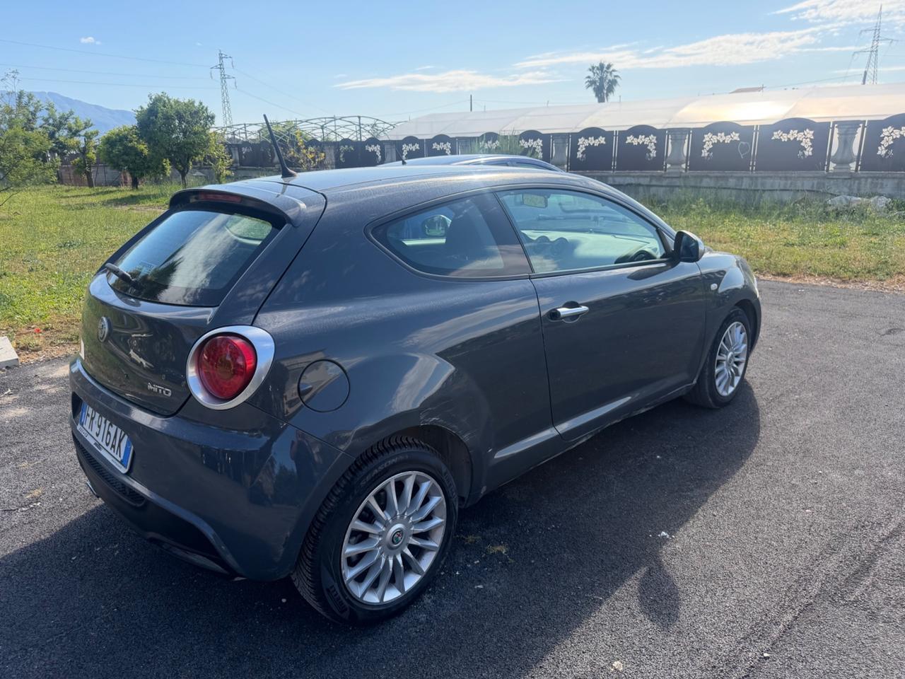 Alfa Romeo MiTo 1.3 Diesel Progression Navi Block Shaft