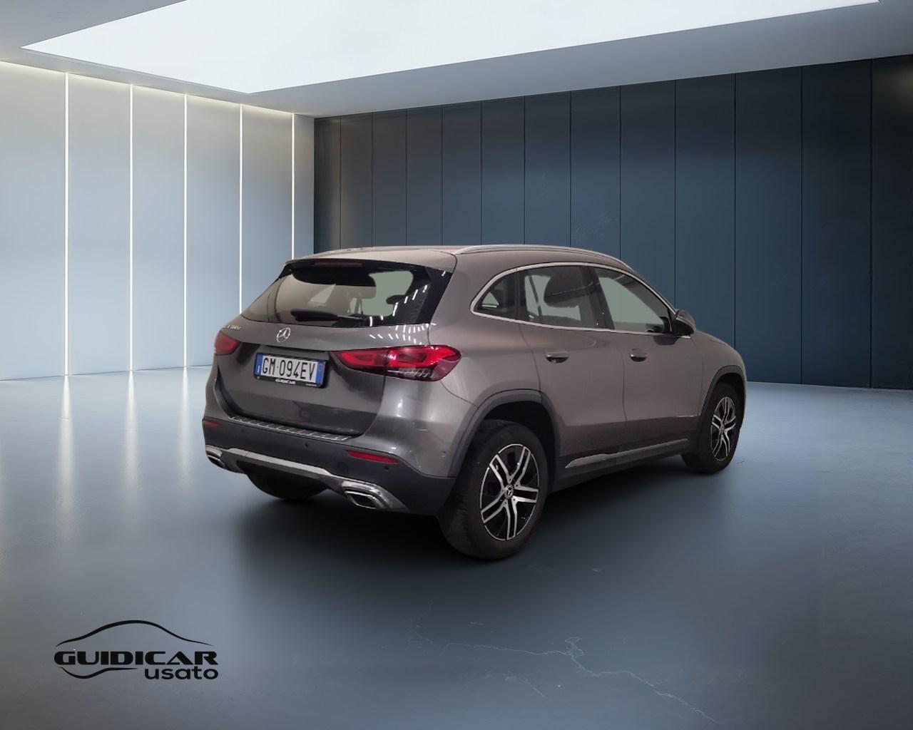 Mercedes-Benz GLA-H247 2020 - GLA 180 d Sport Plus auto