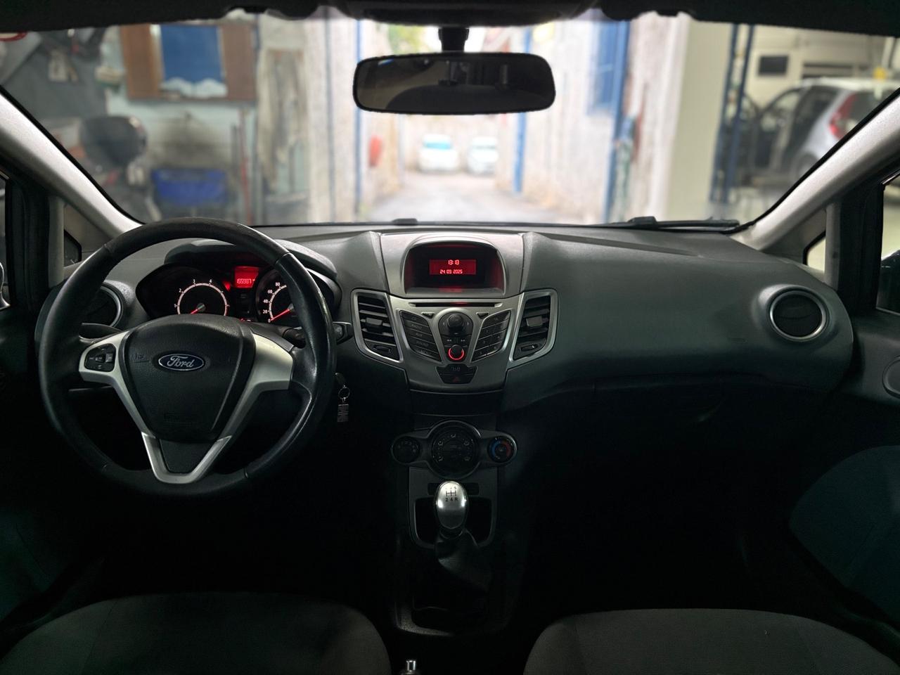 Ford Fiesta 1.2 benzina 5 porte
