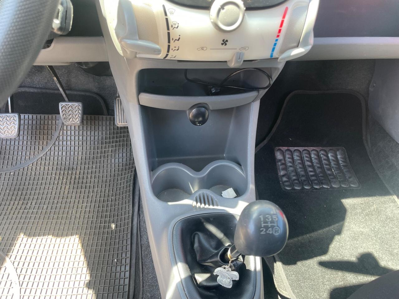 Toyota Aygo 1.0 benzina ok neopatentati clima