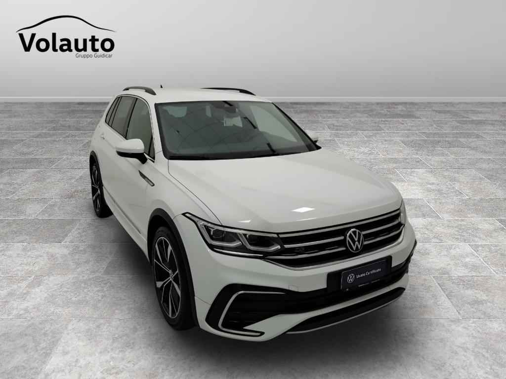 VOLKSWAGEN Tiguan II 2021 - Tiguan 1.5 tsi R-Line 150cv dsg