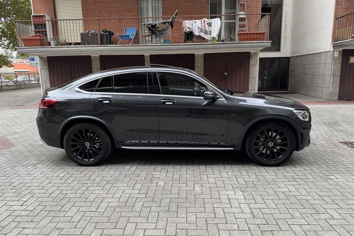 MERCEDES GLC 300 e 4Matic EQ-Power Coupé Premium Plus