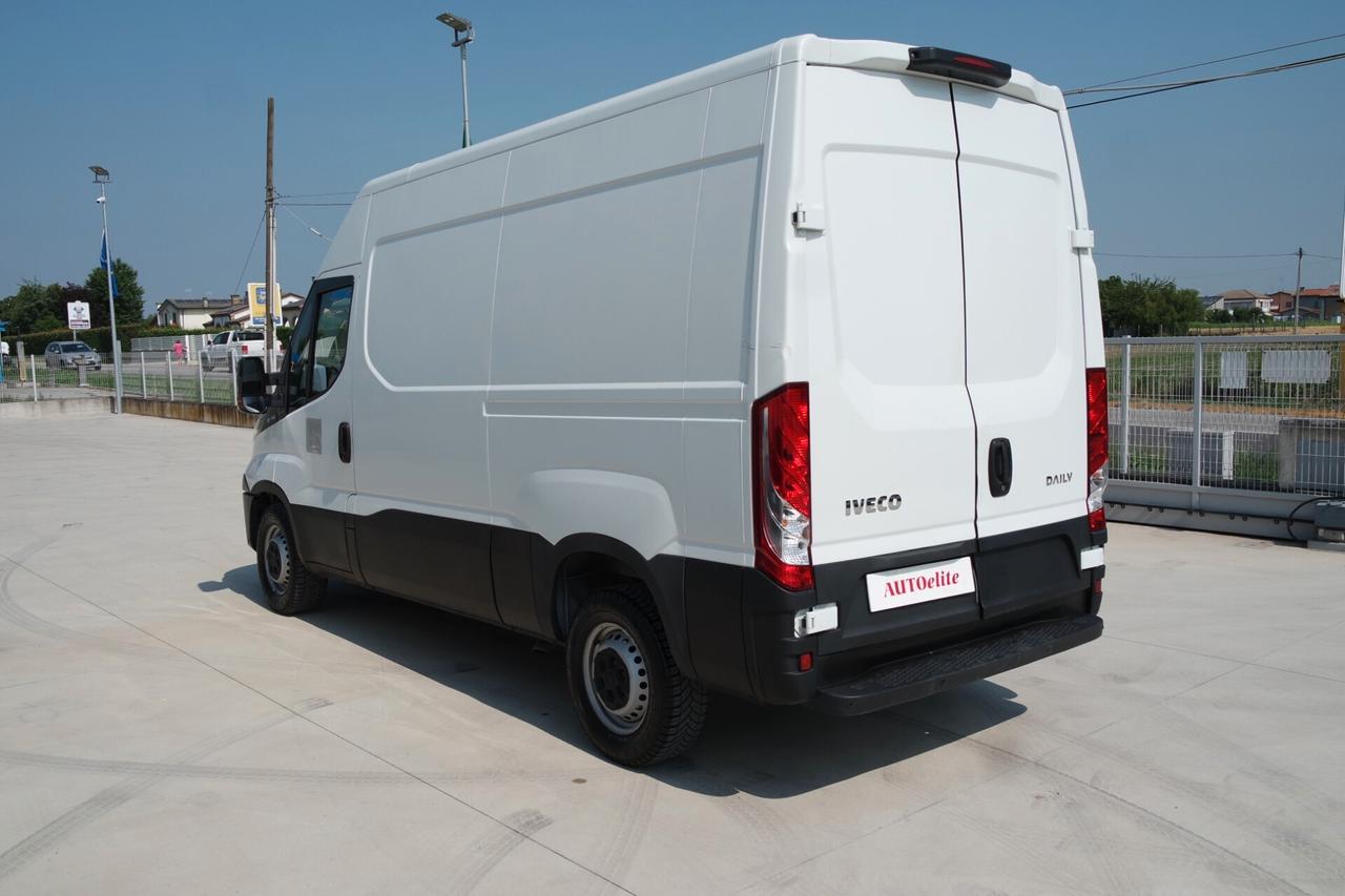 Iveco Daily 33S11V 2.3 HPT PM-SL-TM Furgone