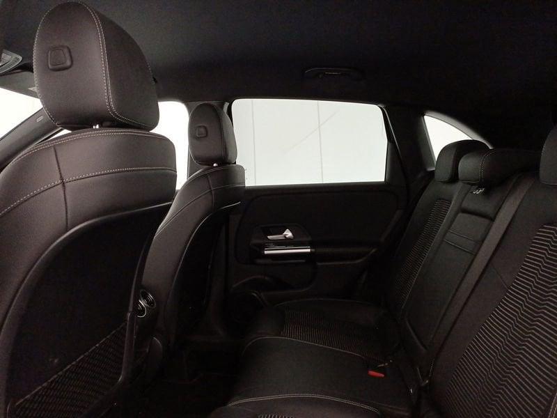 Mercedes-Benz Classe B - W247 2018 B 180 d Sport Plus auto