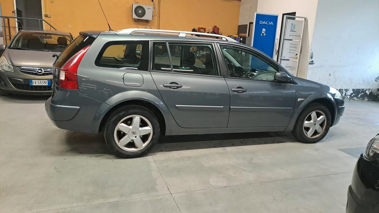 Renault Megane Mégane 1.5 dCi/85CV Grandtour Serie Speciale