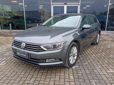 VOLKSWAGEN Passat Variant 1.6 TDI SCR DSG Business