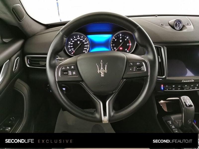 Maserati Levante 3.0 V6 275cv auto my19