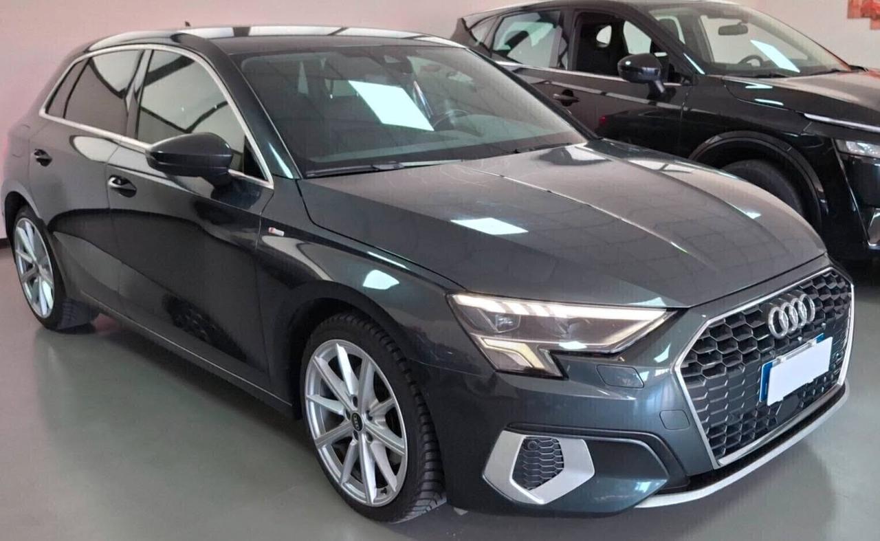 Audi A3 SPB 35 TFSI S line edition Fari full led