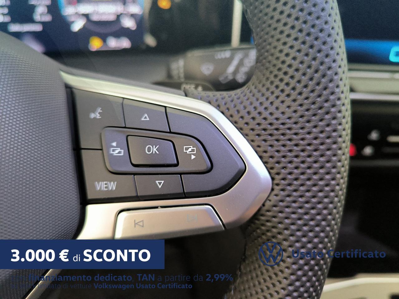 Volkswagen Golf 1.5 etsi r-line plus 150cv dsg