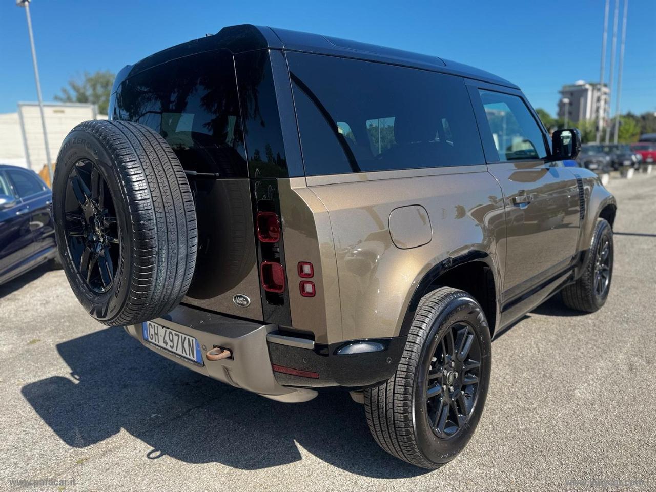 LAND ROVER Defender 90 3.0D I6 200 CV X-Dynamic S