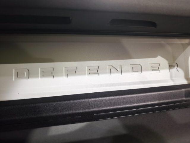 LAND ROVER Defender 110 3.0D I6 250 CV AWD Auto X-Dynamic HSE