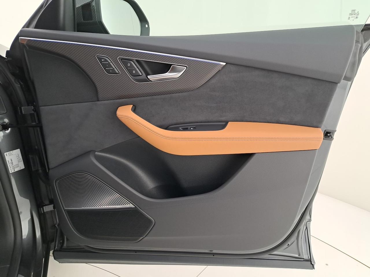 Audi RSQ8 rs 4.0 mhev quattro tiptronic