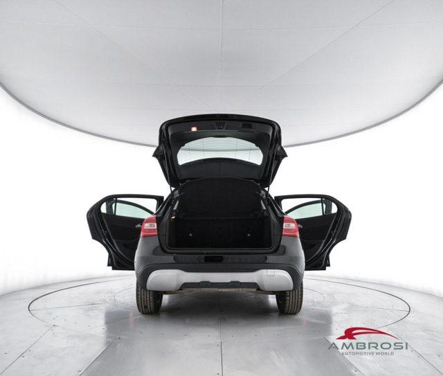 MERCEDES-BENZ GLA 180 180 d Sport