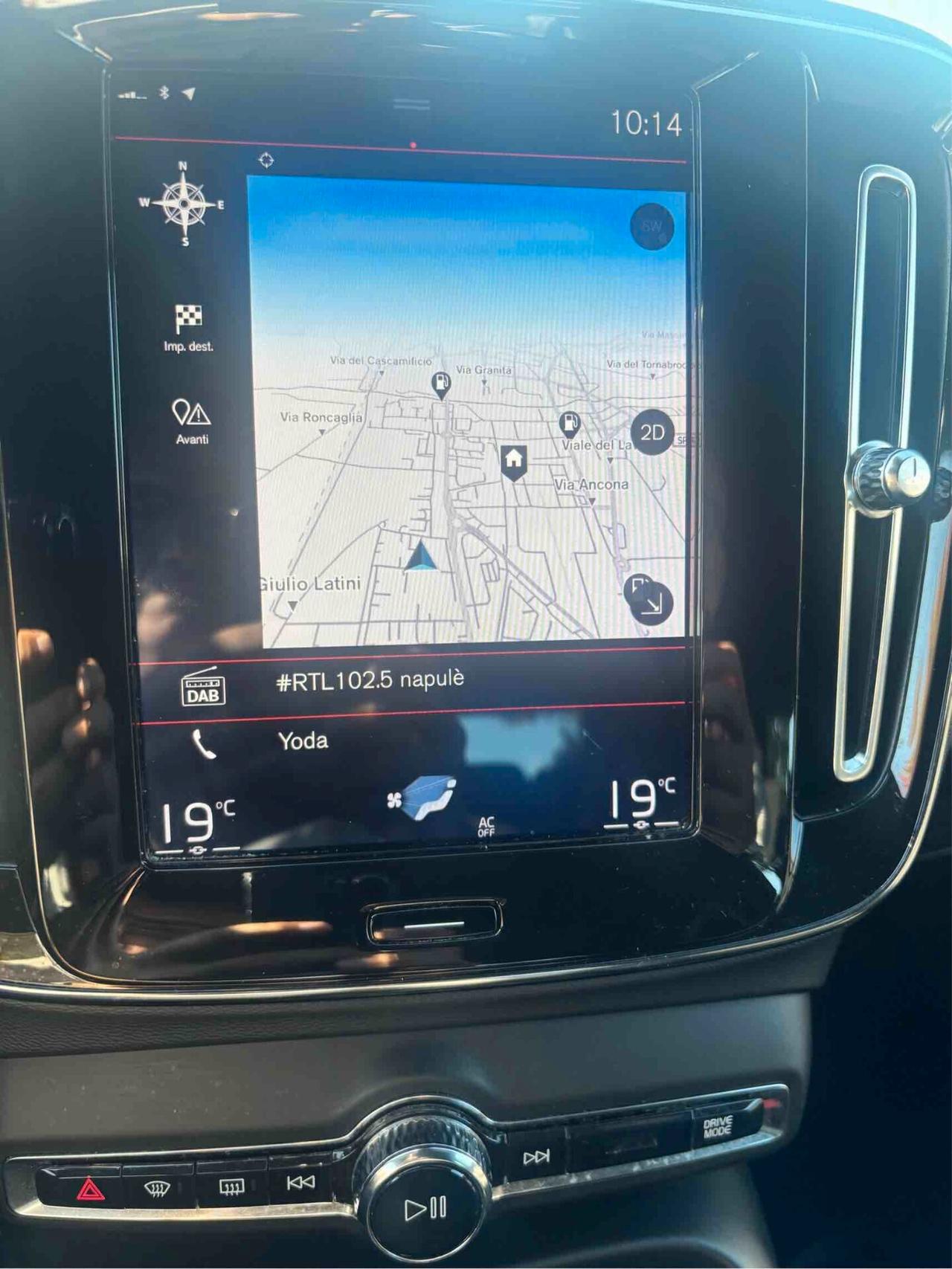 Volvo XC40 T3 R-design