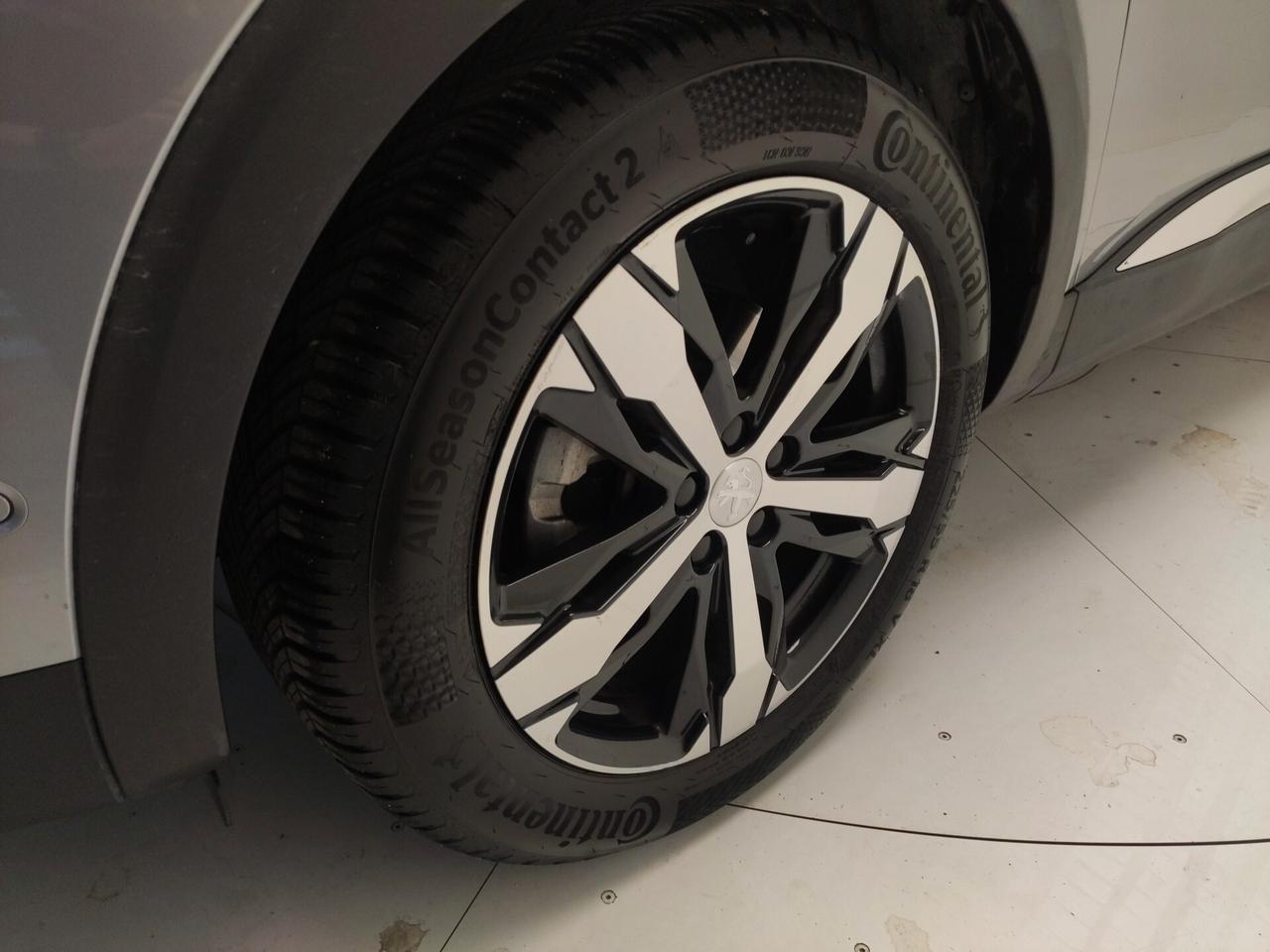 Peugeot 3008 BlueHDi 130 S&S EAT8 Allure