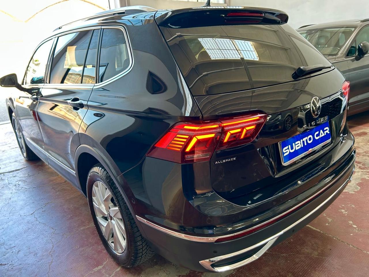 Volkswagen Tiguan Allspace Tiguan Allspace 2.0 TDI SCR DSG 4MOTION TETTO APRIBILE INTERNI IN PELLE TOTALE