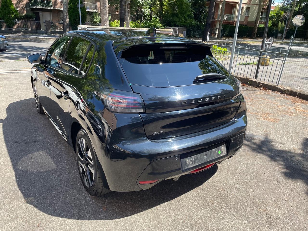Peugeot 208 PureTech 100 Stop&Start 5 porte Allure