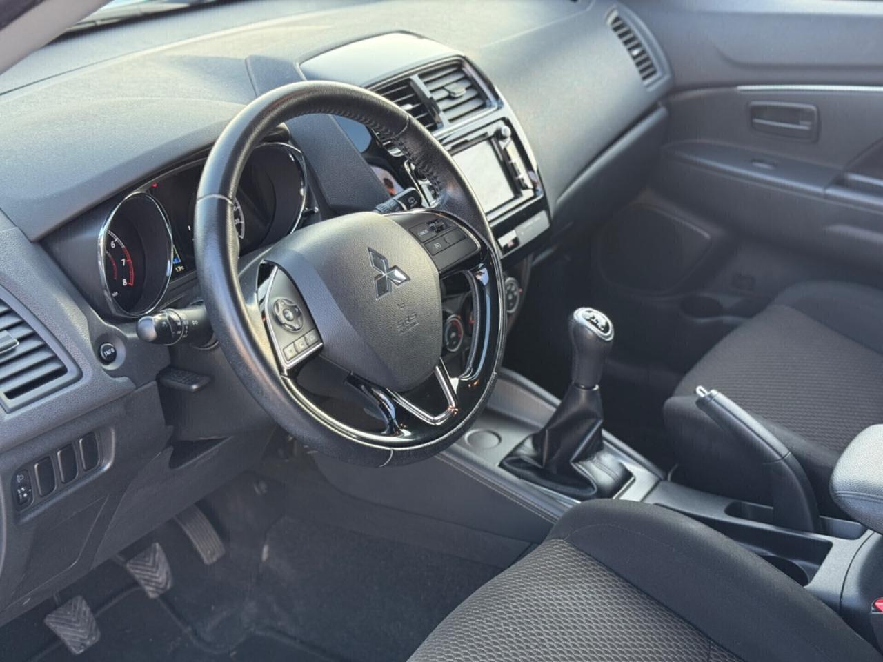 Mitsubishi ASX 1.6 2WD Inform Plus
