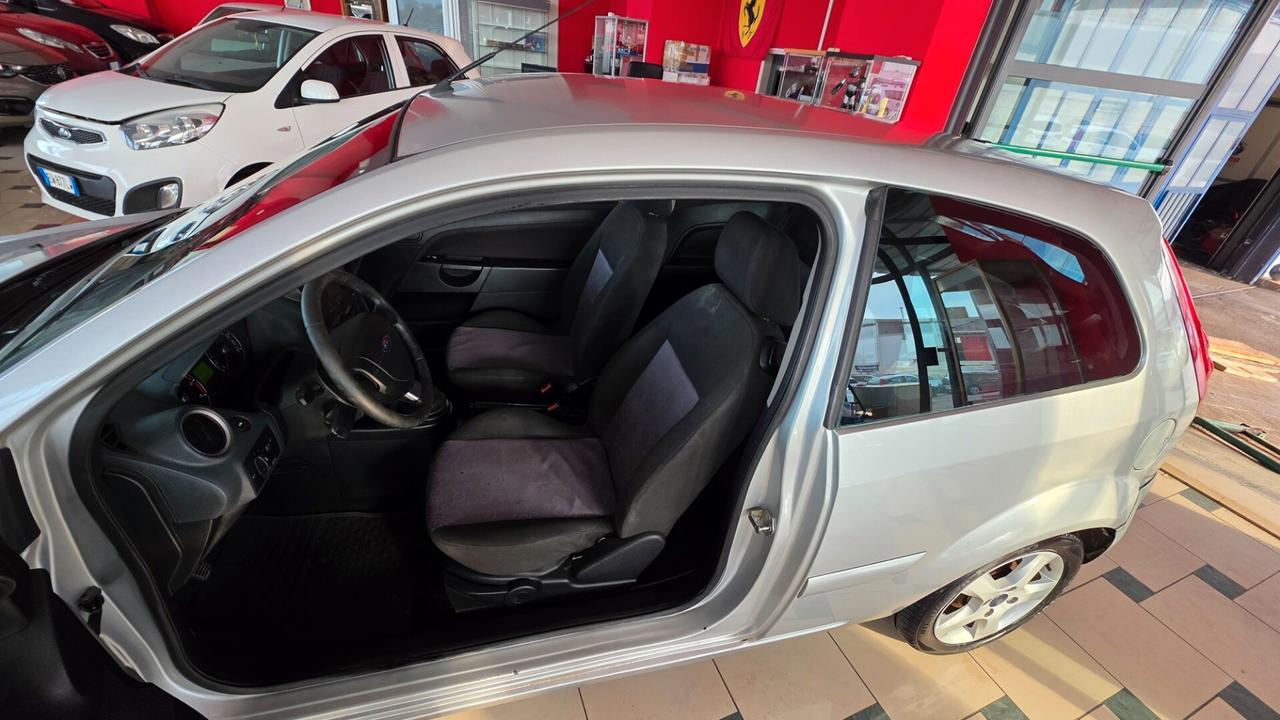 Ford Fiesta 1.4 TDCi 3p. Ghia