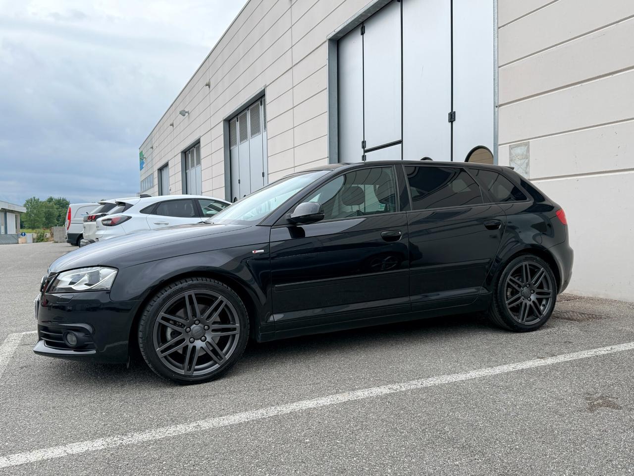 Audi A3 SPB 2.0 TDI 170 CV S-LINE Black edition